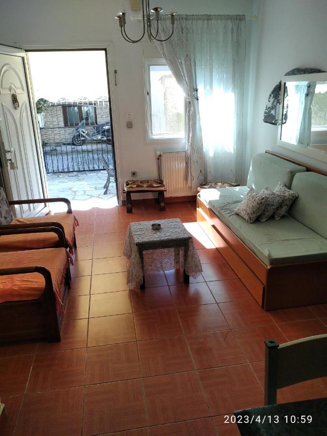Villa Konstantina เนอา สกีโอนี ภายนอก รูปภาพ