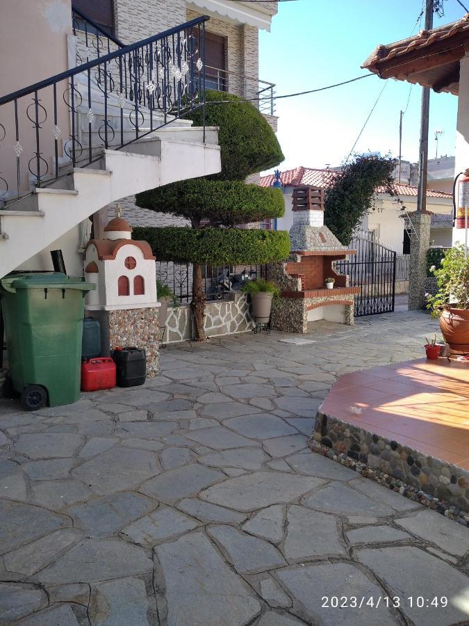 Villa Konstantina เนอา สกีโอนี ภายนอก รูปภาพ